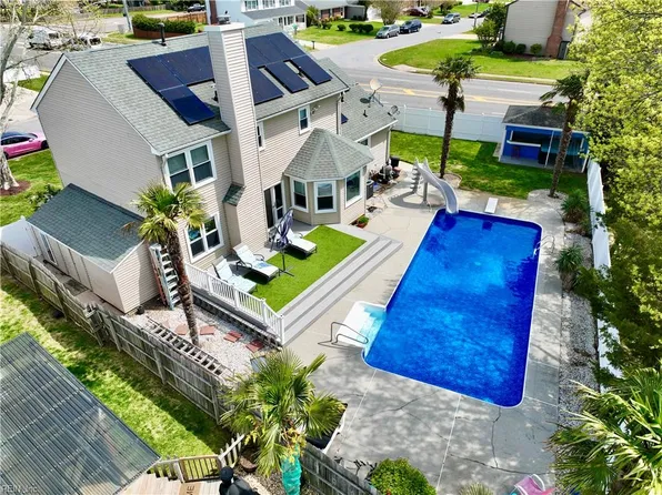 1201 Mendelssohn Ct, Virginia Beach, VA 23454