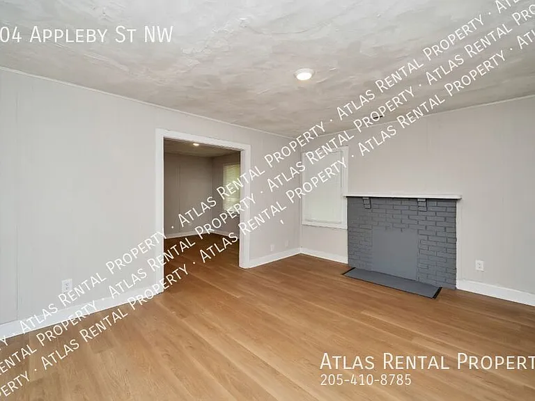804 Appleby St NW — Photo 7