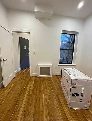 5th image of 128 E 83rd St APT 2A