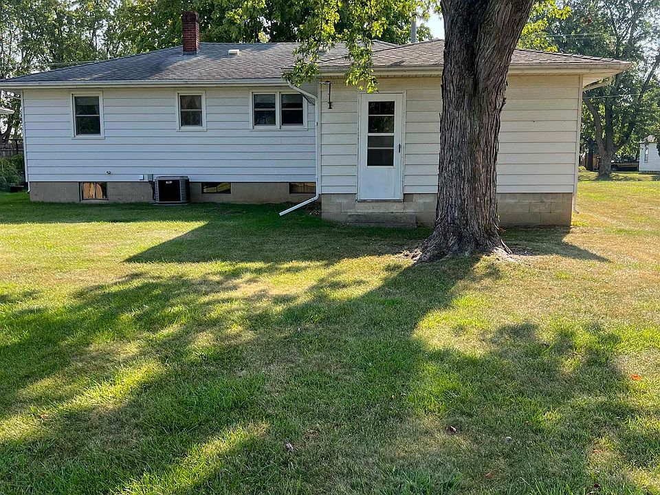 511 N Walnut St, Sumner, IA 50674 | Zillow