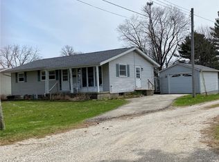 309 E Dale St, Rossville, IL