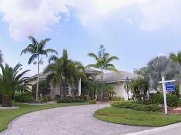 5062 Kensington Cir, Coral Springs, FL 33076