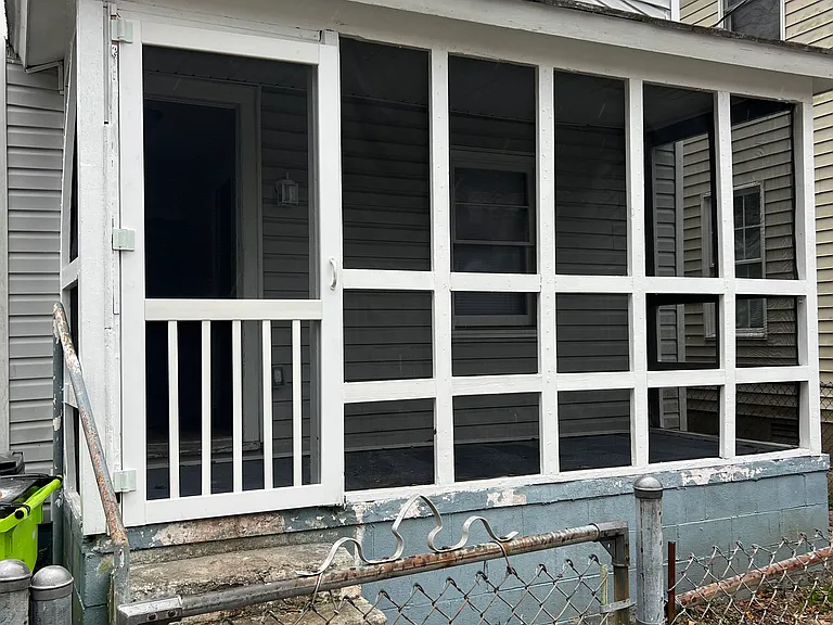 1121 Williams St — Photo 1