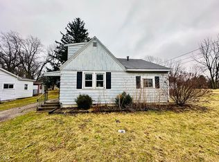 2520 S Andrews Rd, Yorktown, IN 47396