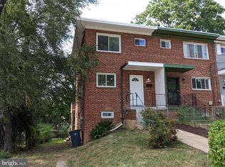 634 Hampton Dr, Oxon Hill, MD
