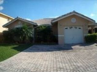 16330 SW 78th Ter, Miami, FL 33193