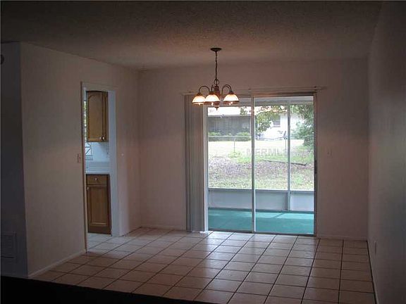 3rd image of 2702 S Dellwood Dr