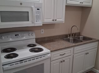 62 Court St #A, Bangor, ME 04401