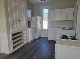 481 Lincoln St APT 2, Manchester, NH 03103