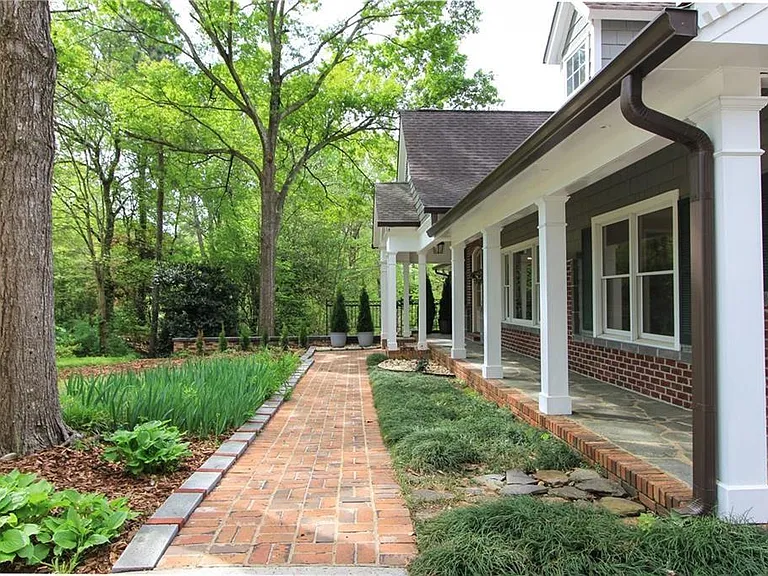 1365 Timberland Dr SE — Photo 4