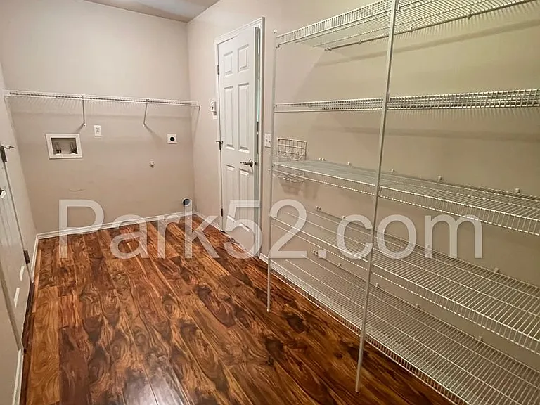 3170 Brown Loop — Photo 6