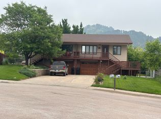 526 11th Cir, Spearfish, SD 57783