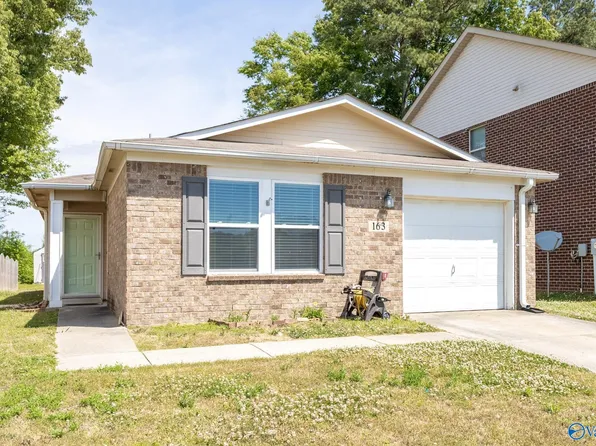 163 Sedgewick Dr, Owens Cross Roads, AL 35763
