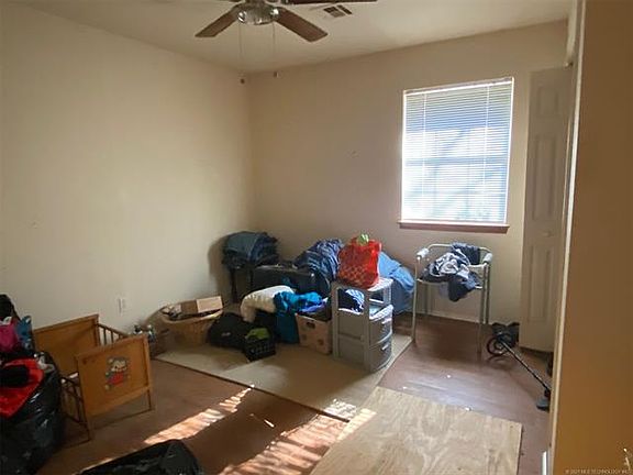 5th image of 52050 W 162nd Rd