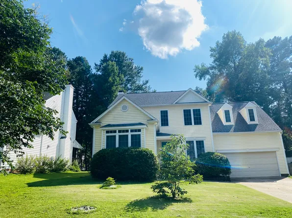 1705 Waterclose Ct, Apex, NC 27502