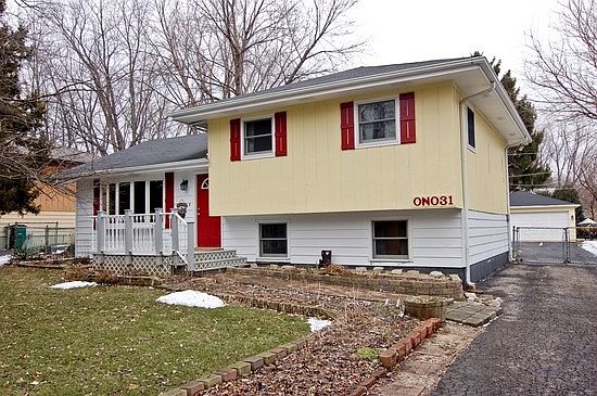 1st image of 0N031 Cottonwood Dr