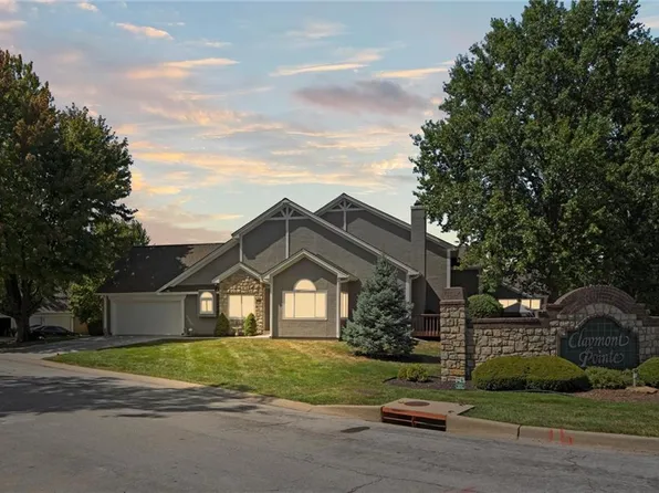 101 NW Pointe Ln, Kansas City, MO 64116