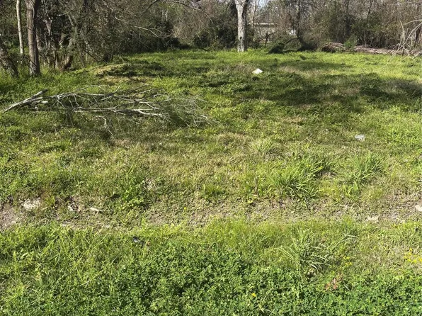 1043 Lincoln St, Beaumont, TX 77701