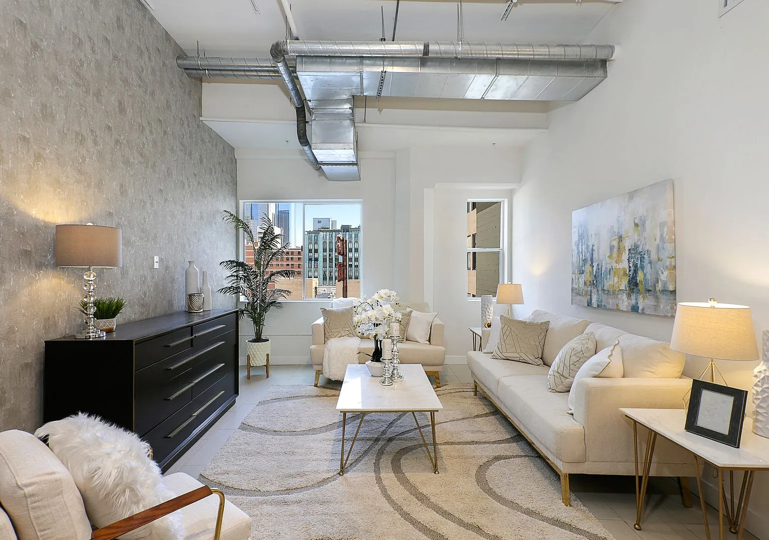 939 Lofts — Photo 3