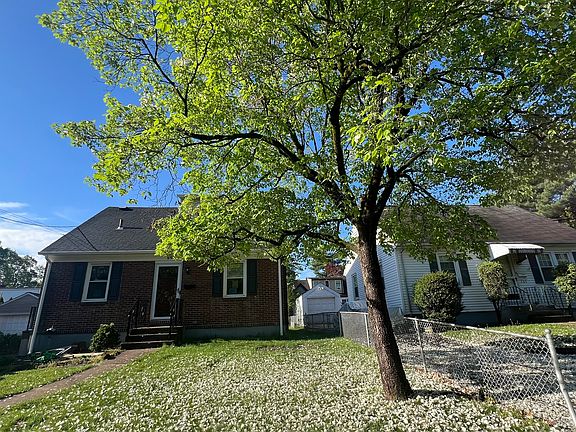 3rd image of 99 Forest Rd