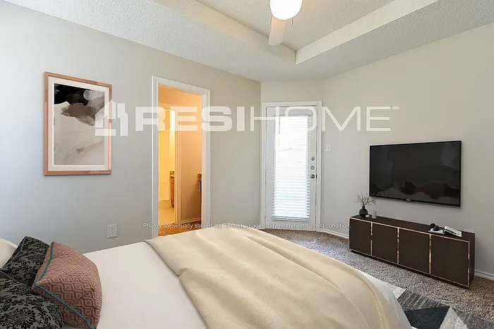 209 Madre Cir — Photo 8