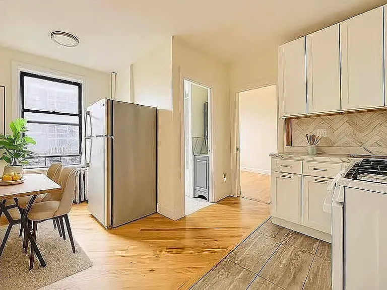 312 S 3rd St #14 — Photo 3