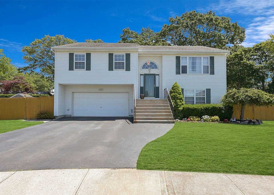 1st image of 25 Bel Cul Ct