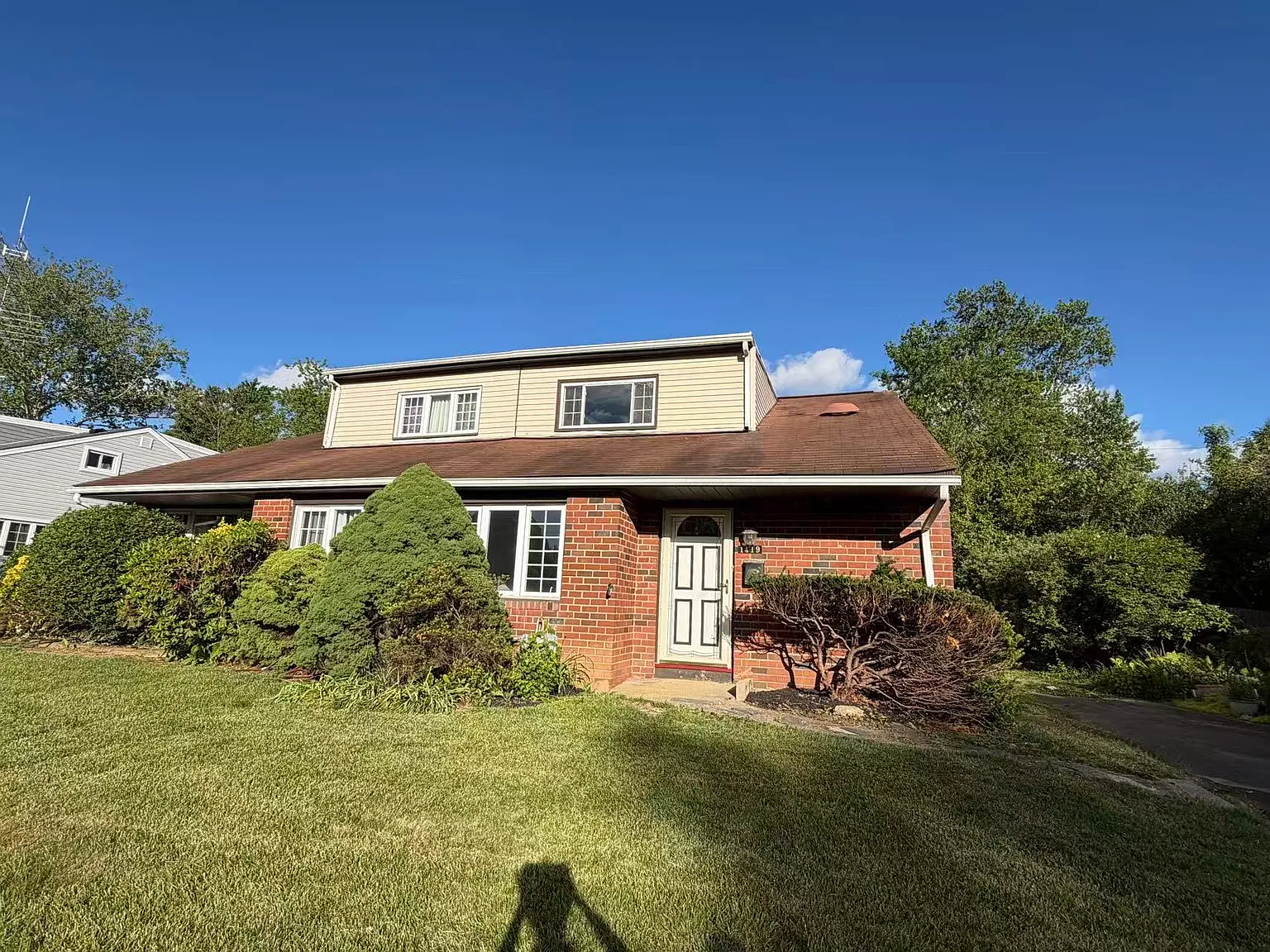 4 bed, 1483 sqft, $2,950 — Photo 2