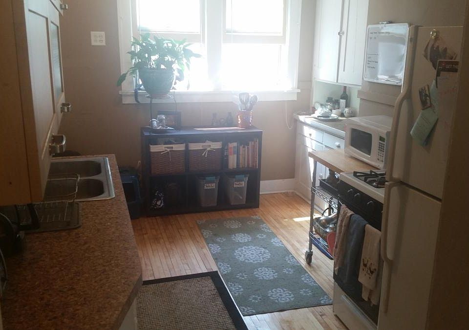 2nd image of 415 Finn St N