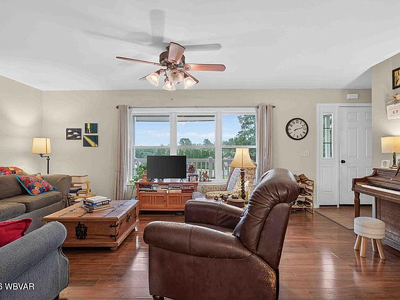 5th image of 1240 Heather Way