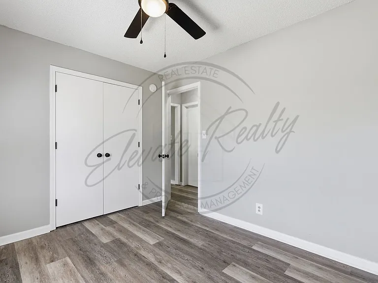 436 Kelsey Dr — Photo 17