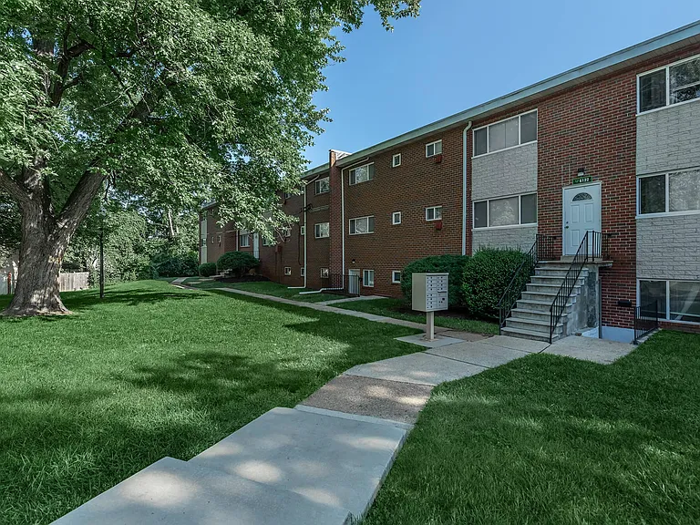 6120 Fairdel Ave — Photo 8