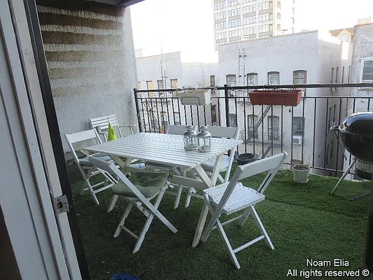 Rented by Noam T Elia, LREB | media 7