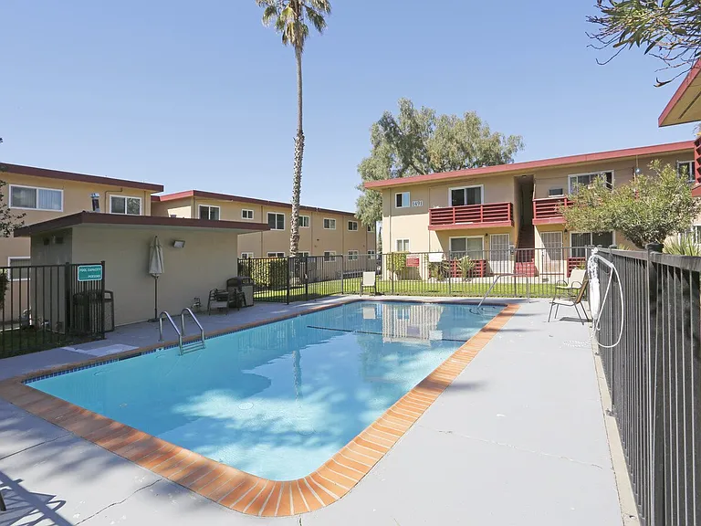 1487-1493 E Calaveras Blvd — Photo 3