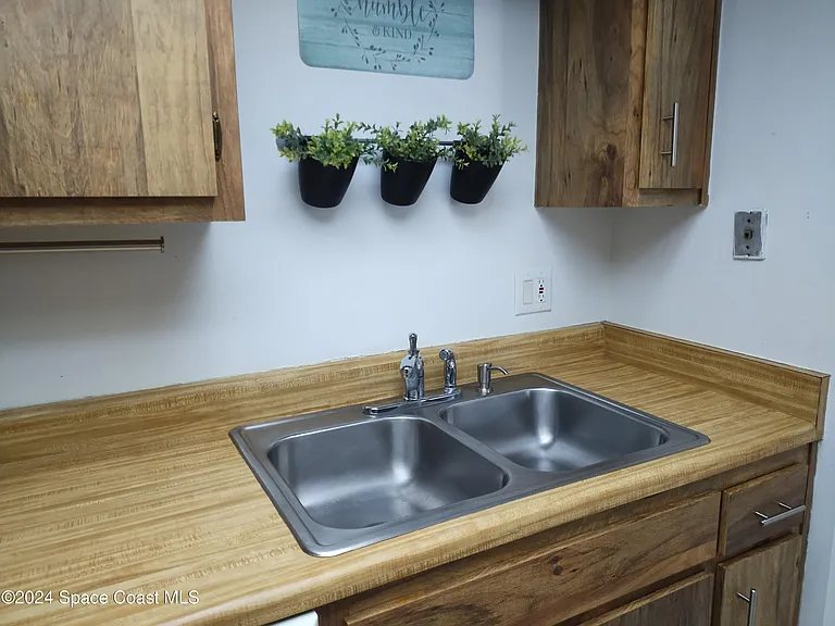 200 Saint Lucie Ln #204 — Photo 12