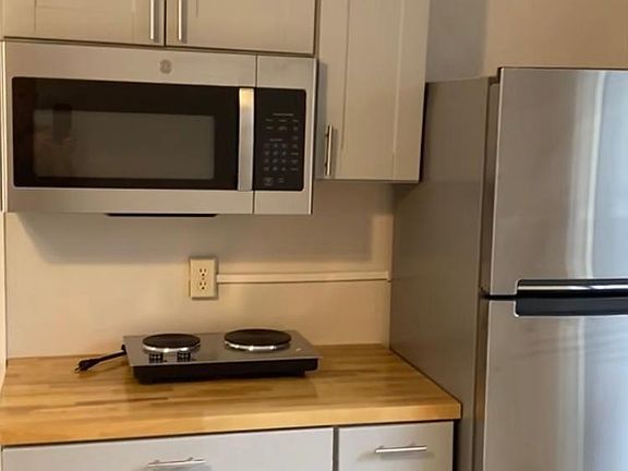 4th image of 1712 Fletcher St #3