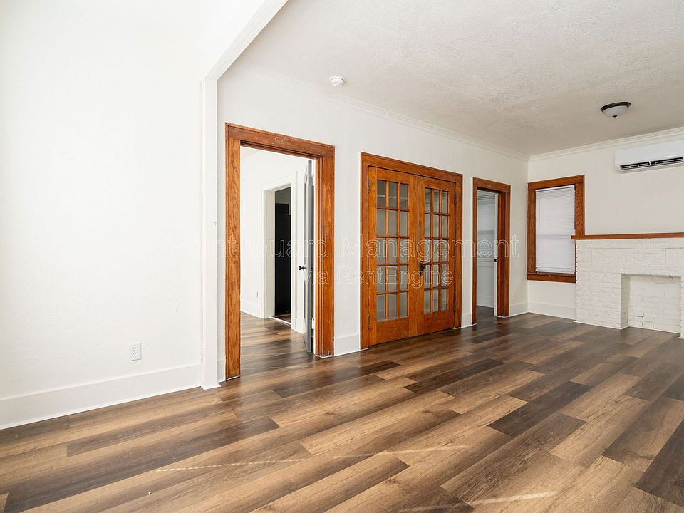 1st image of 423 N Emporia Ave APT 2