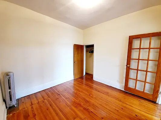 Rented by Ideal Properties Group | media 4