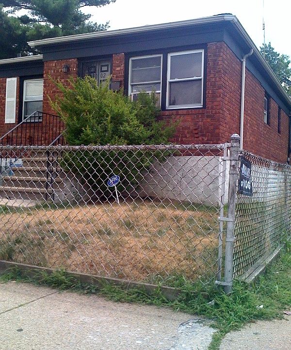 1st image of 113 Ave