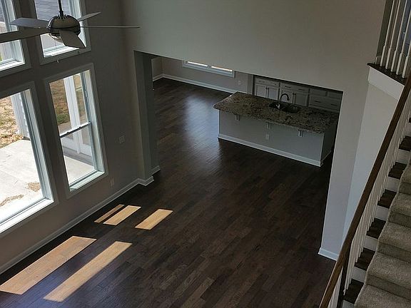 5th image of 713 Sugarberry Ln
