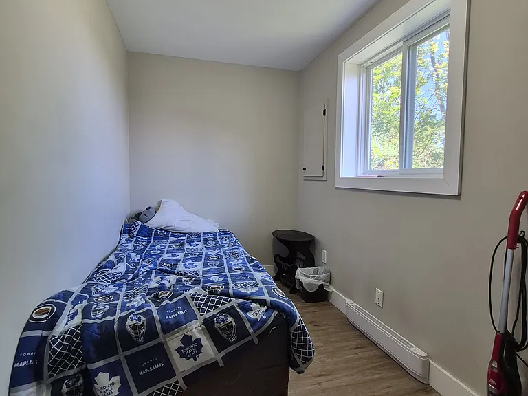 212 Little Ave — Photo 3