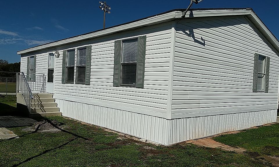 1st image of 819 Aspen Dr