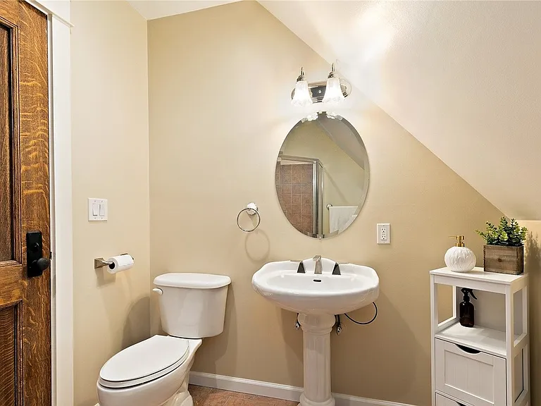 10822 Rainier Ave S — Photo 21