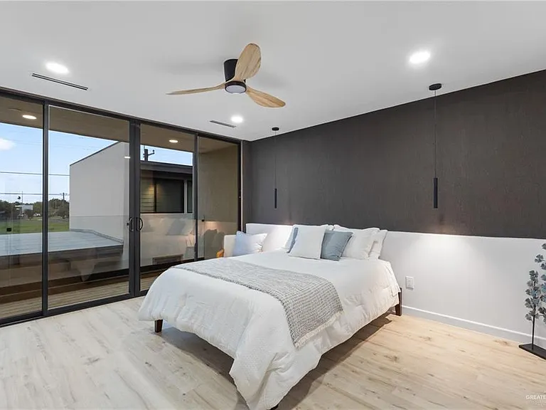 1408 S 7th Ave — Photo 13