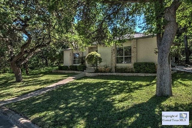 1st image of 229 Quail Creek Dr