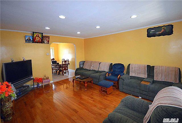 1st image of 8247 251st St