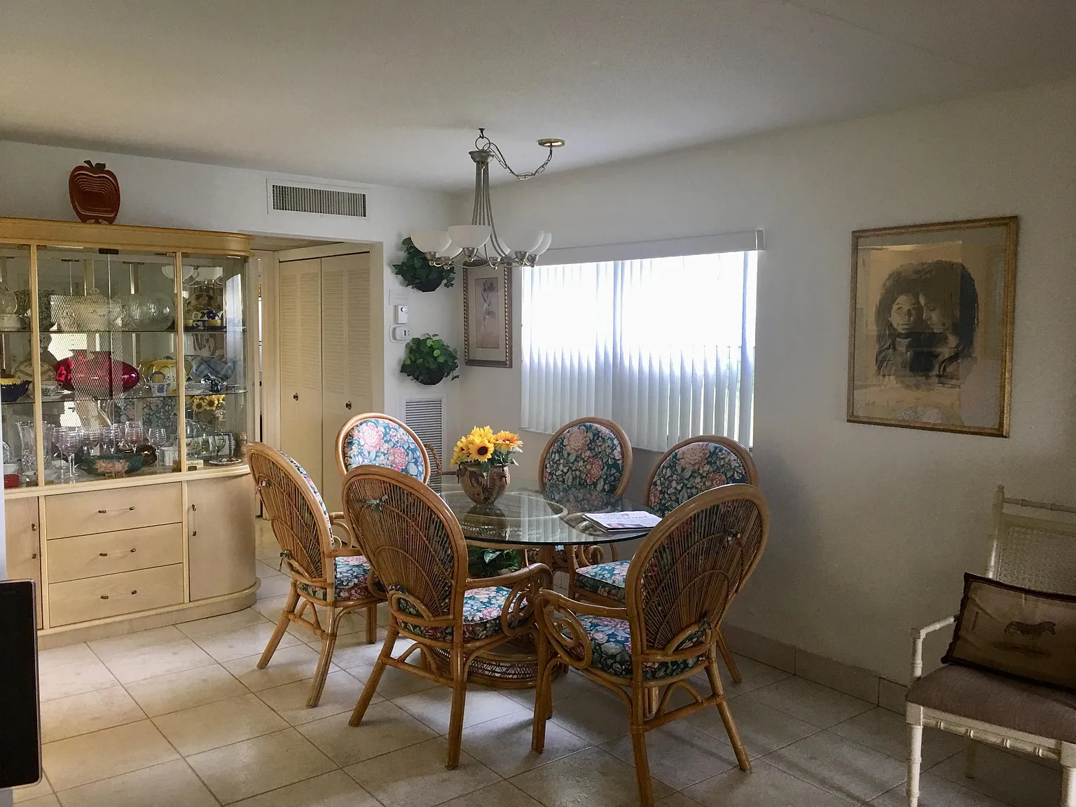 1 bed, 1.5 bath, 720 sqft, $2,500 — Photo 3