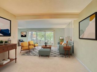 125 McKnight Rd N #L, Saint Paul, MN 55119