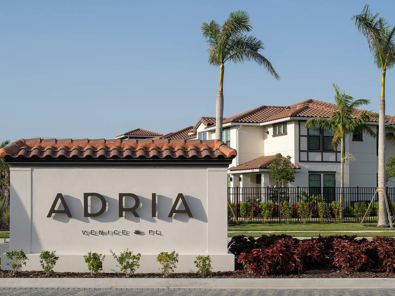 Adria — Photo 1