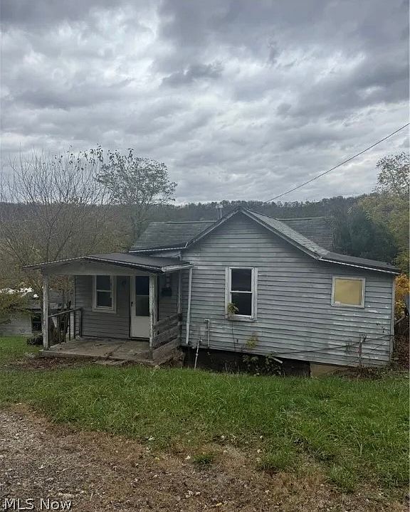 1st image of 110 Cove Dr